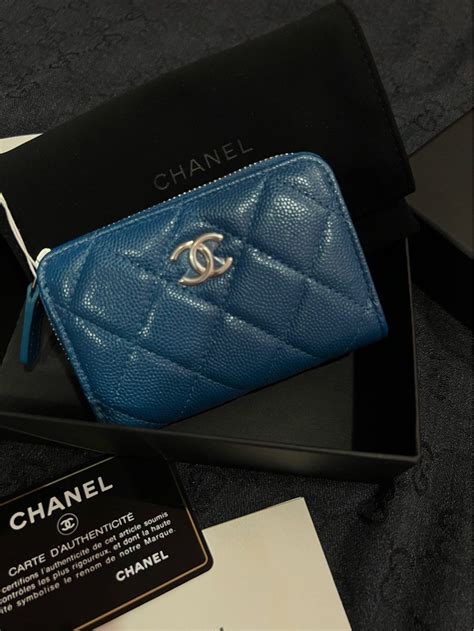 chanel gold card case|Chanel zipper card case.